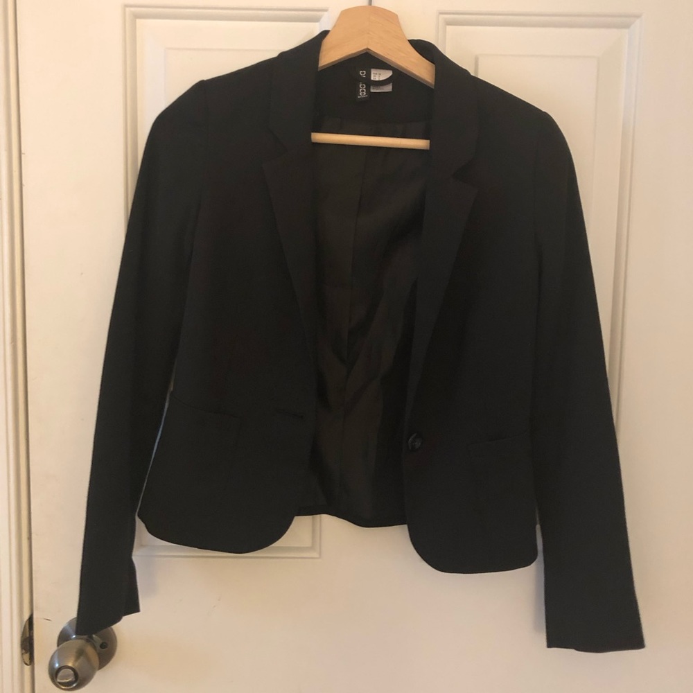 H&M Blazer, never been used.